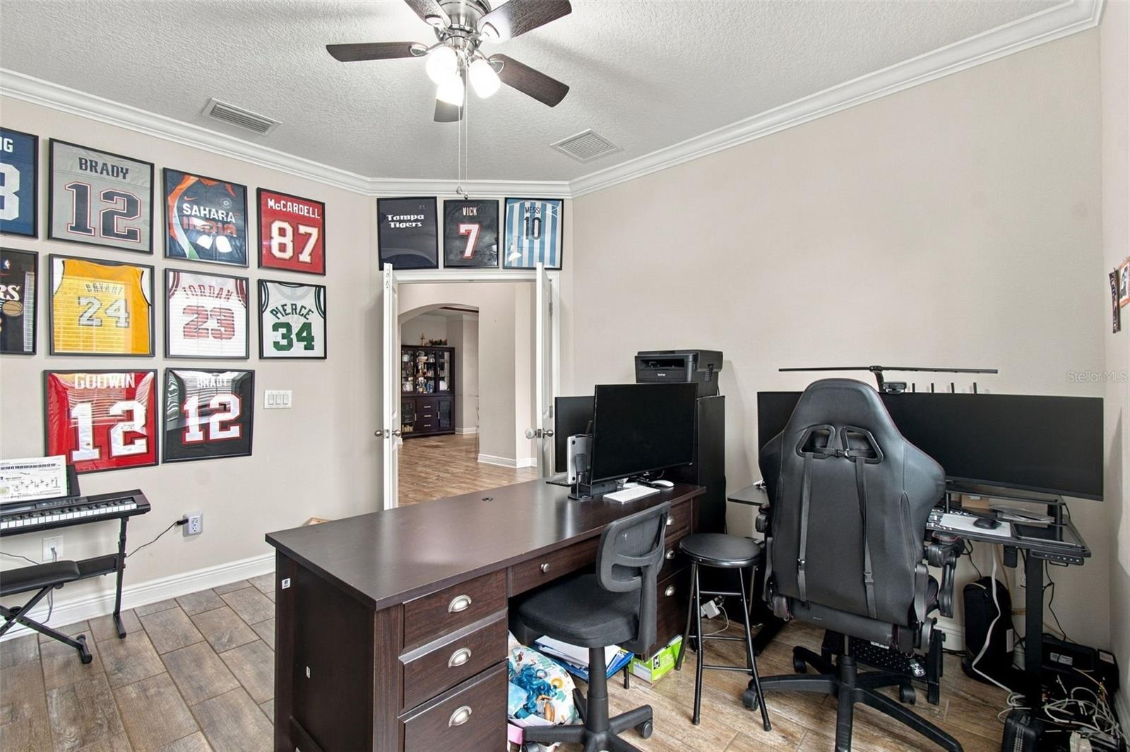 1015 TRACEY ANN LOOP