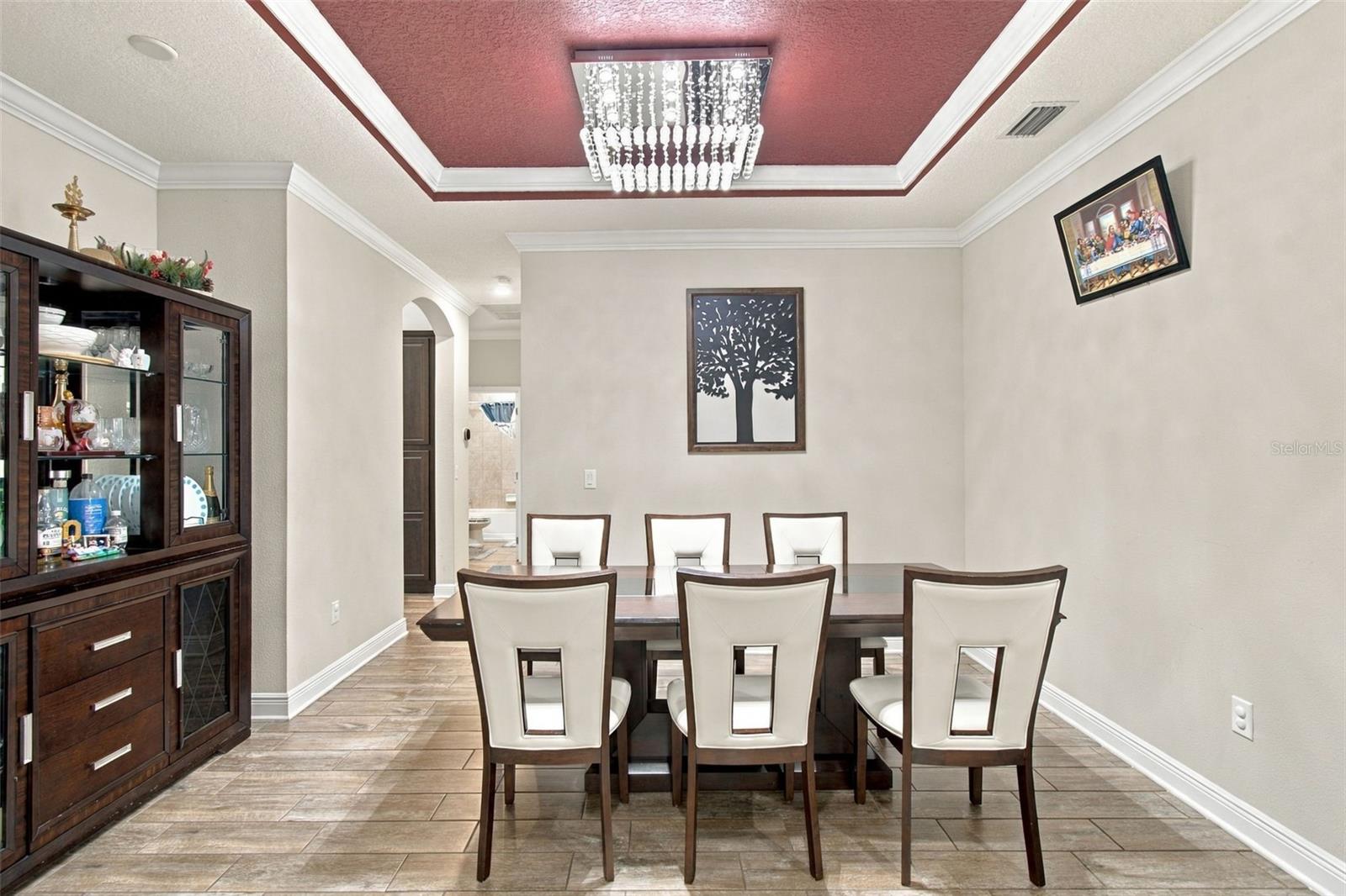 1015 TRACEY ANN LOOP