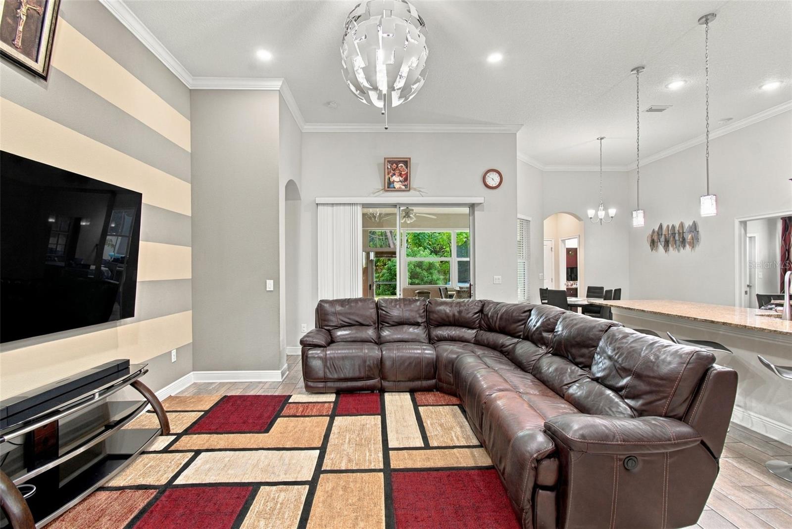 1015 TRACEY ANN LOOP