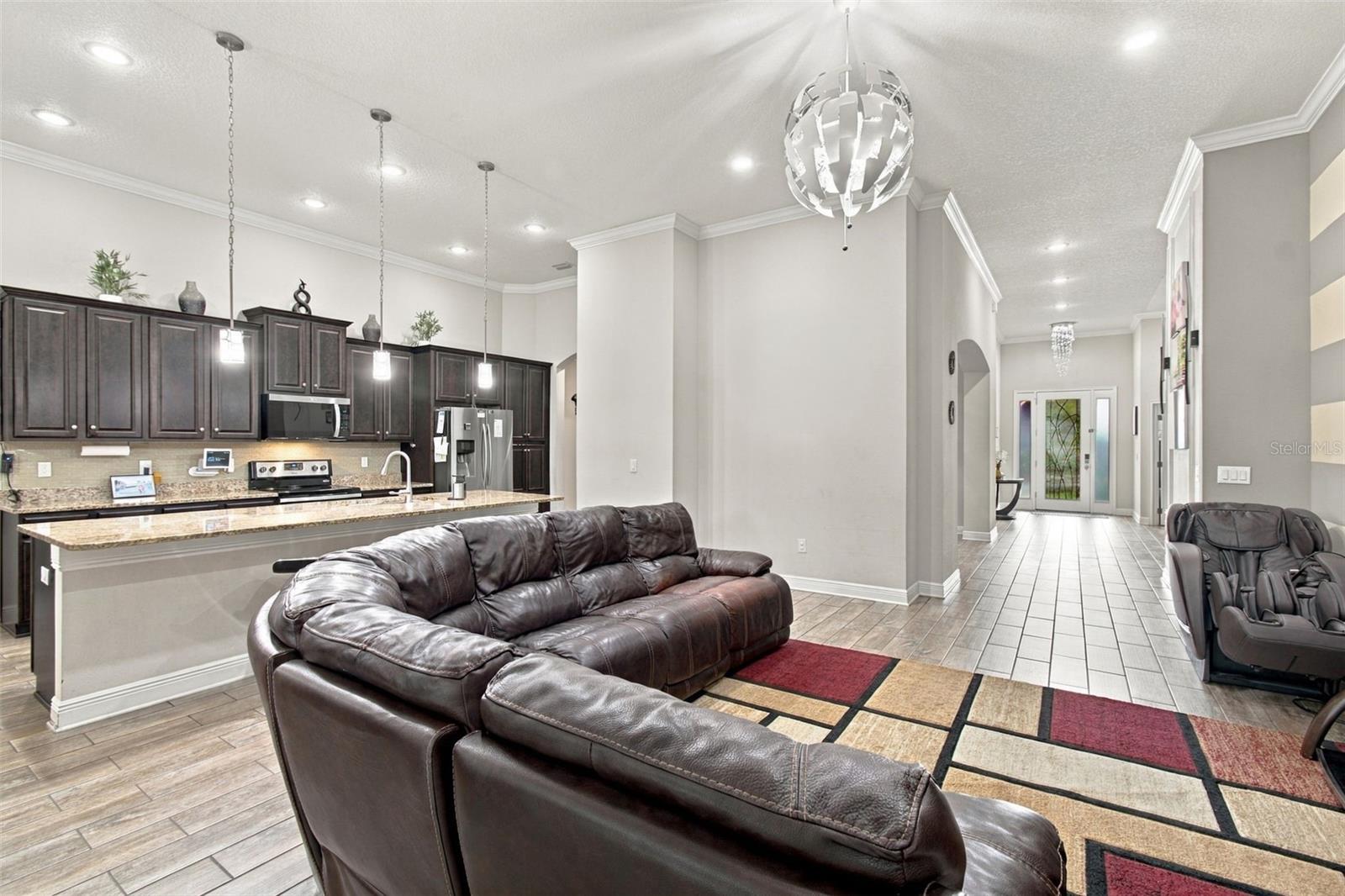 1015 TRACEY ANN LOOP