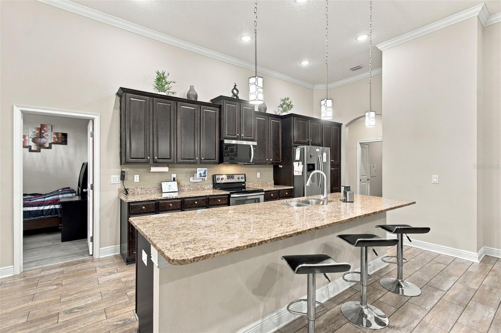 1015 TRACEY ANN LOOP