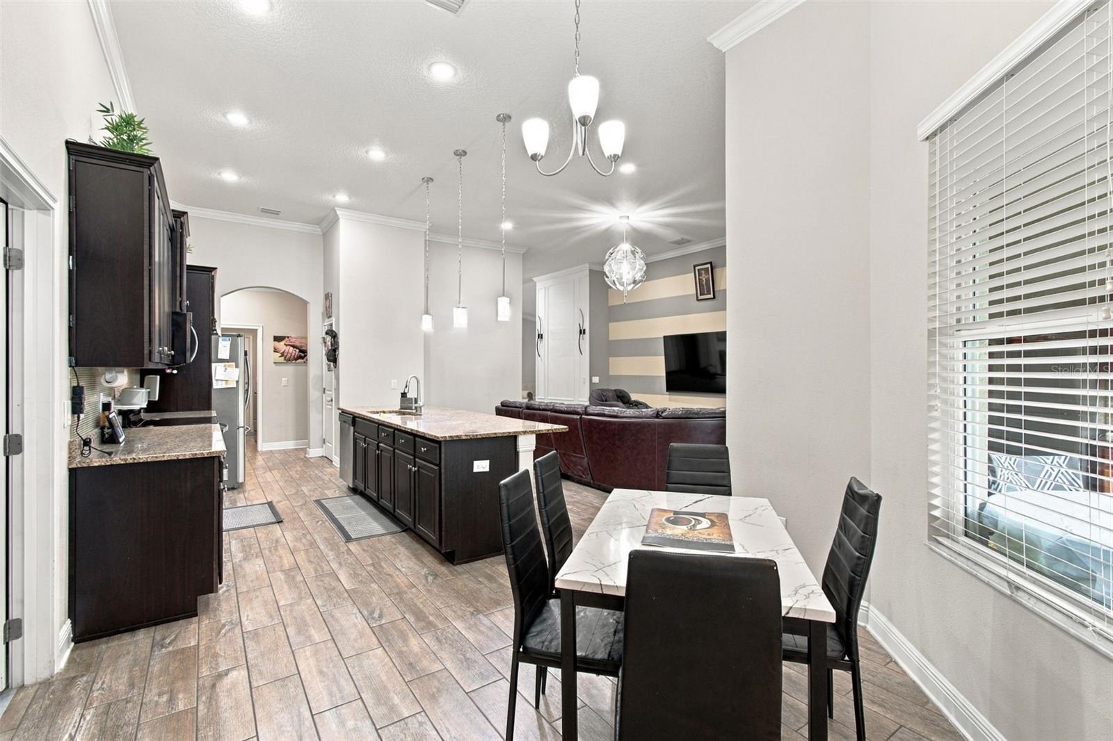 1015 TRACEY ANN LOOP
