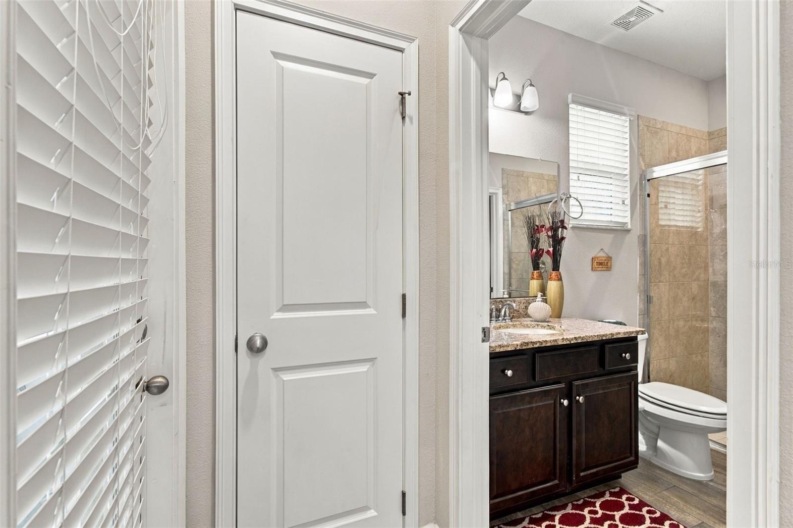1015 TRACEY ANN LOOP