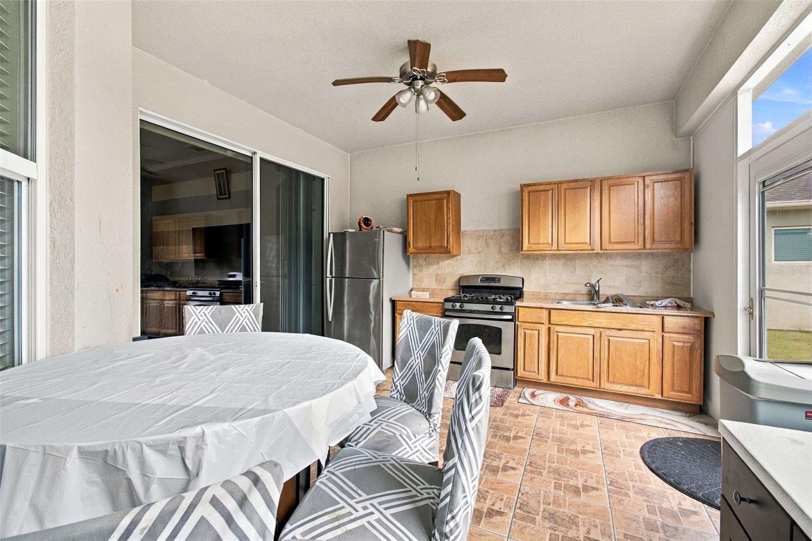 1015 TRACEY ANN LOOP
