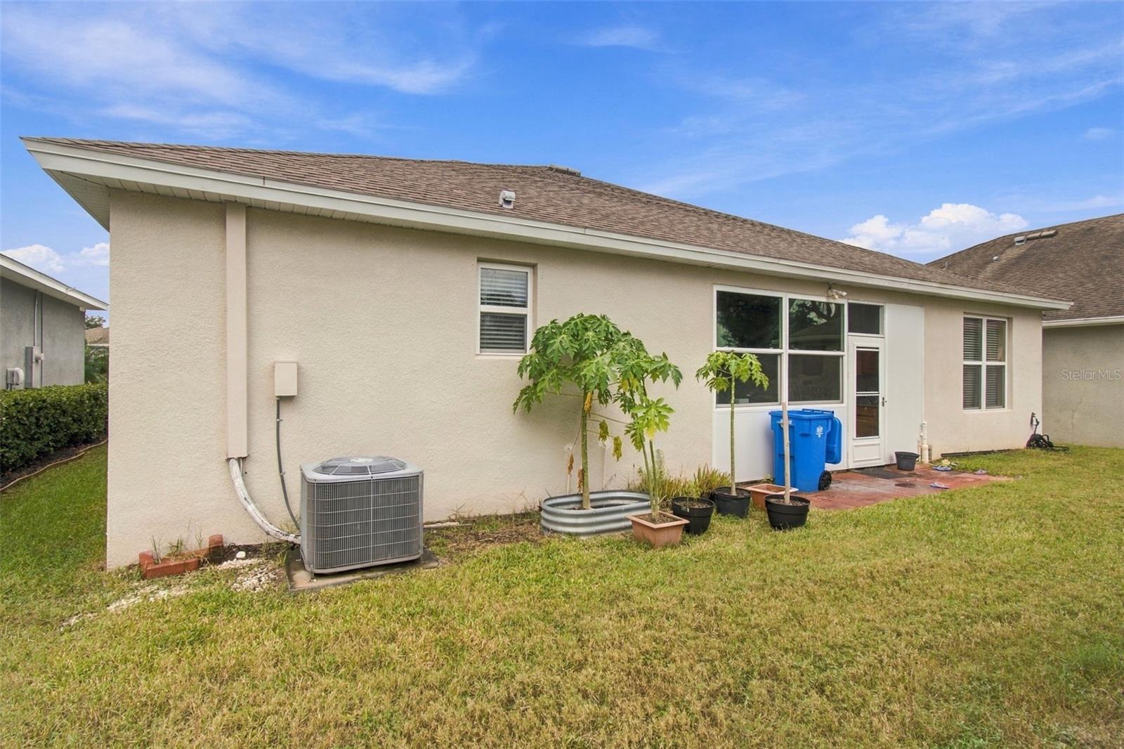 1015 TRACEY ANN LOOP