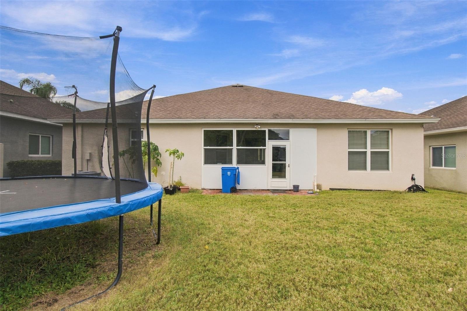 1015 TRACEY ANN LOOP