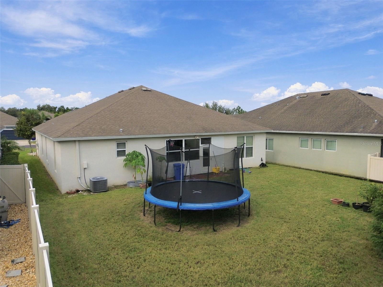 1015 TRACEY ANN LOOP