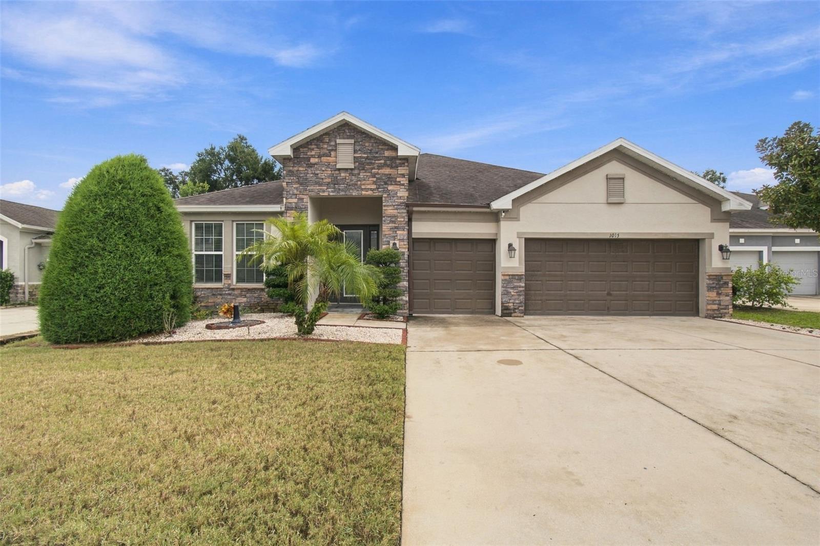 1015 TRACEY ANN LOOP