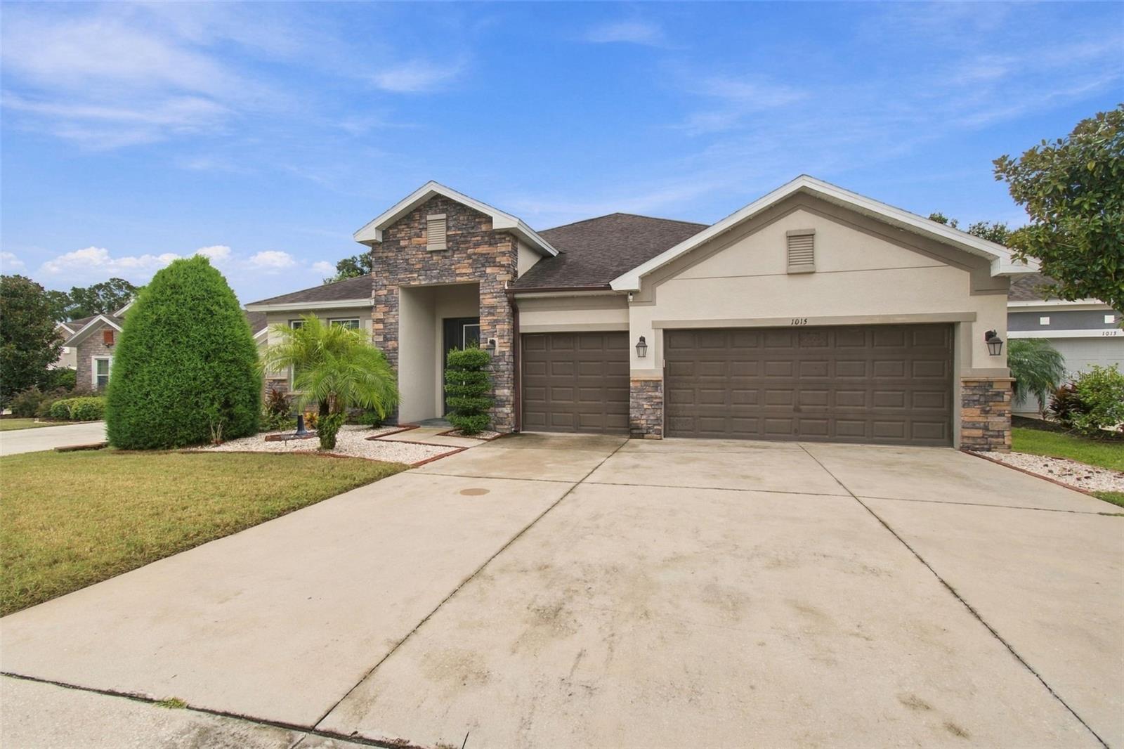 1015 TRACEY ANN LOOP