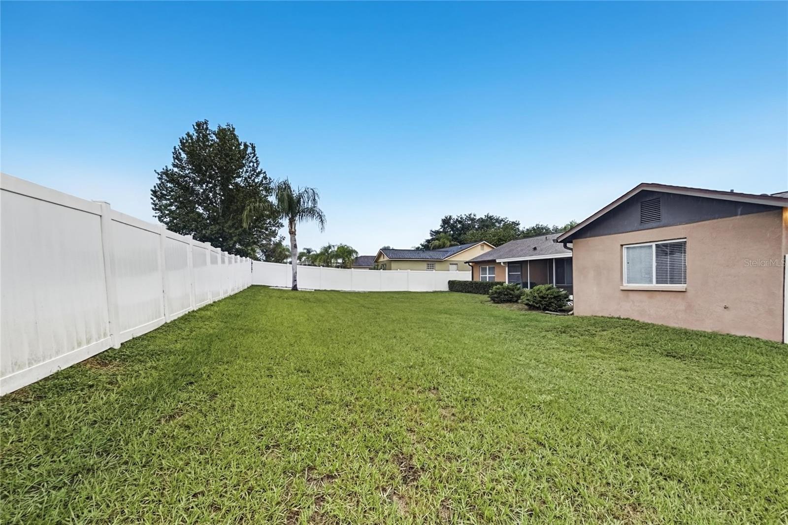 12807 RAYSBROOK DR
