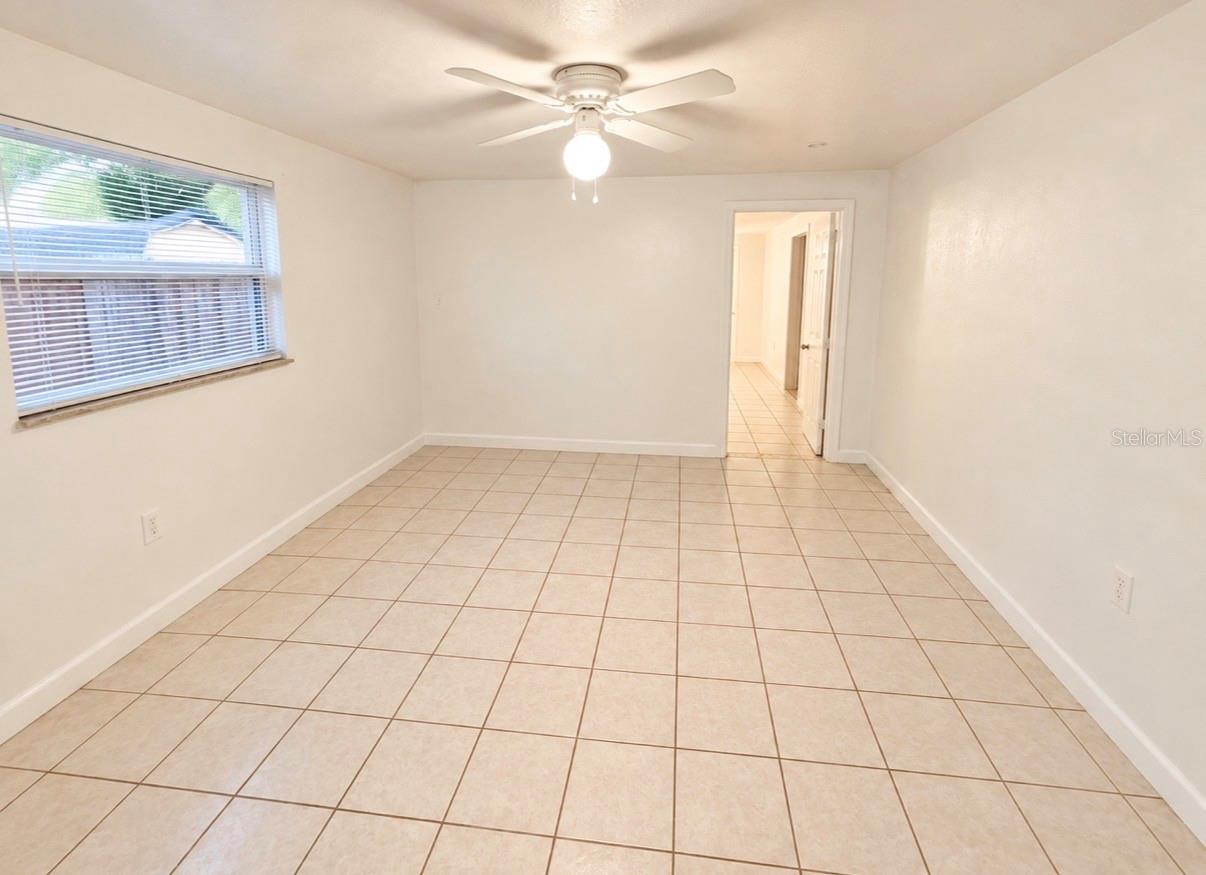 3901 KIMBALL AVE