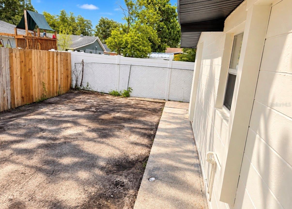 3901 KIMBALL AVE