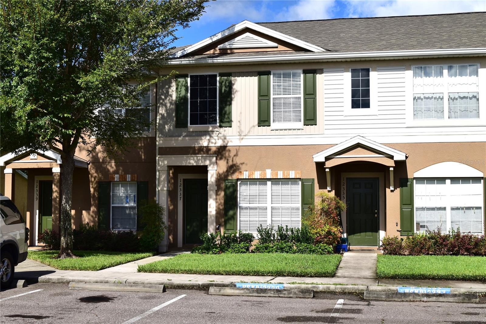 12337 FOXMOOR PEAK DR