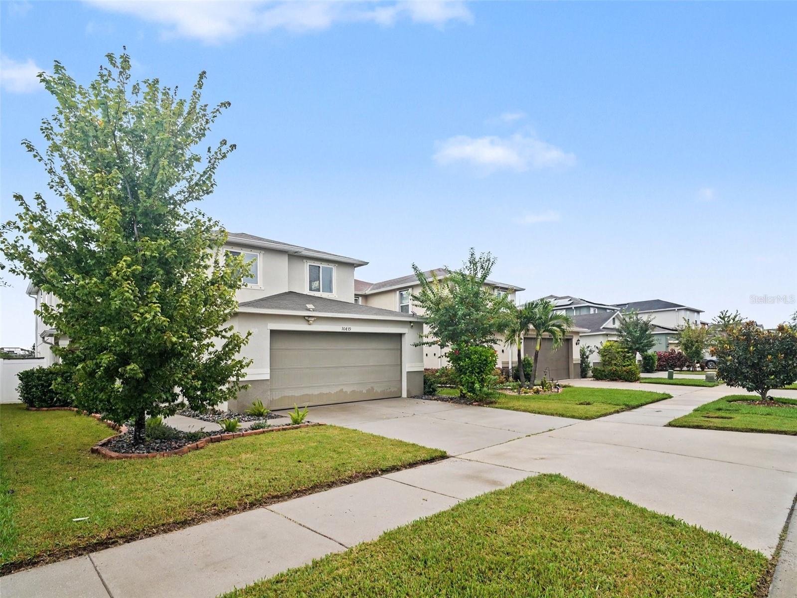 10439 LAGUNA PLAINS DR