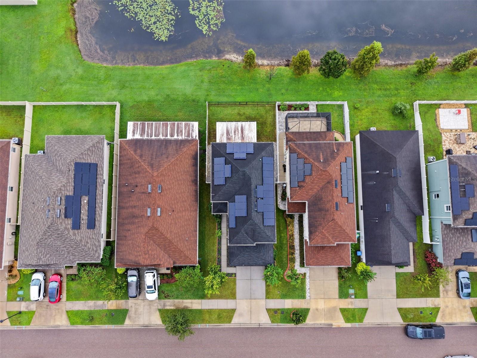10439 LAGUNA PLAINS DR