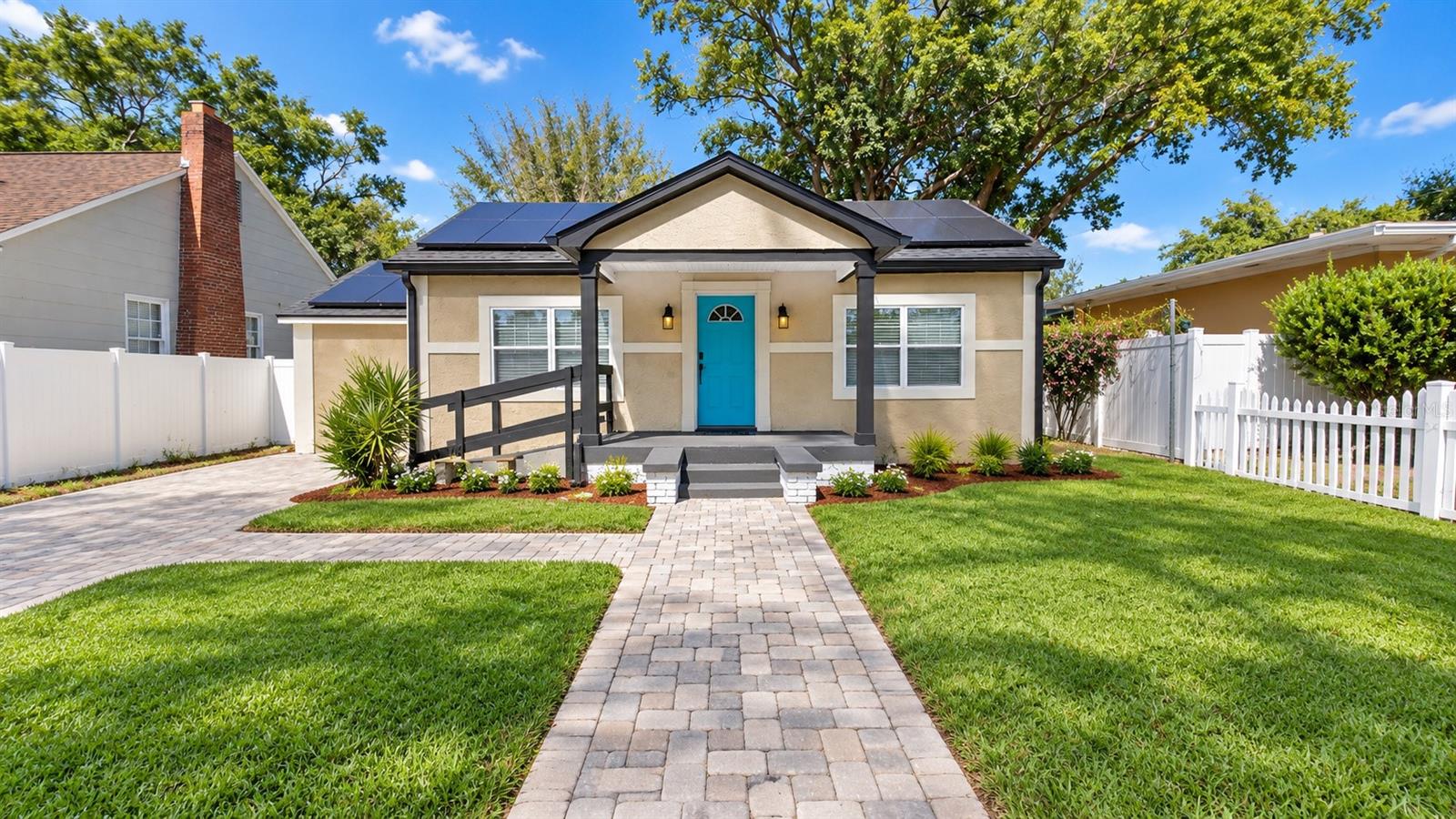 936 E Shadowlawn Ave, Tampa