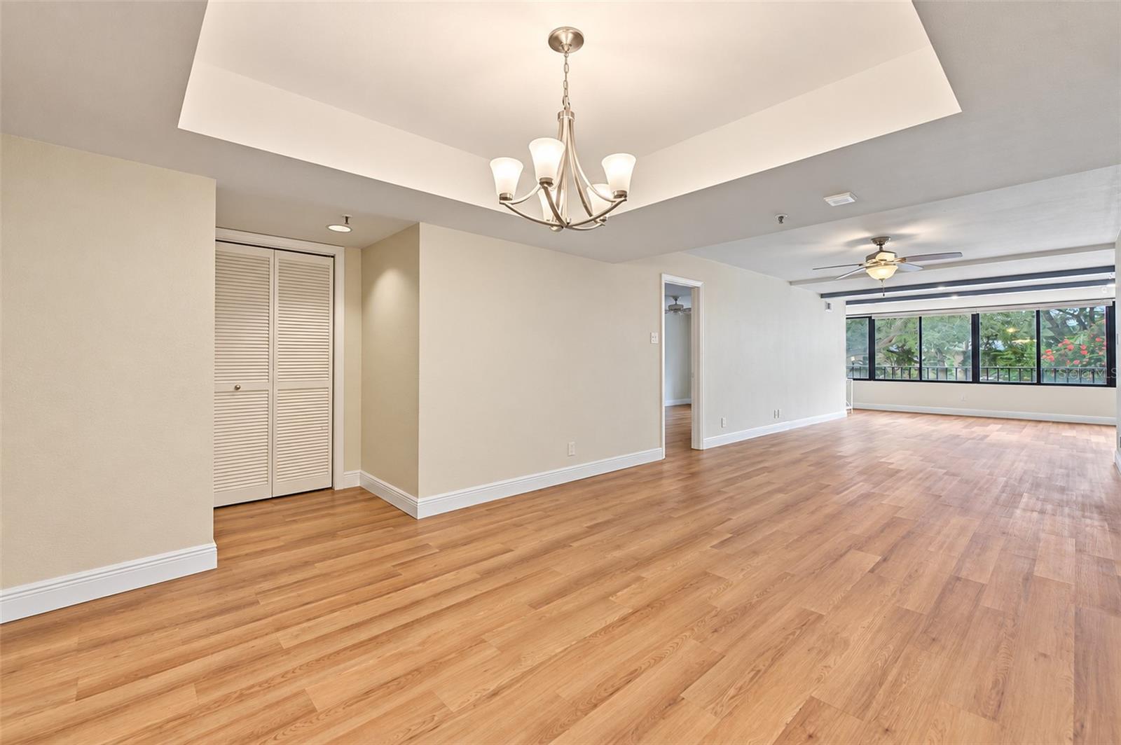 3211 W SWANN AVE #203