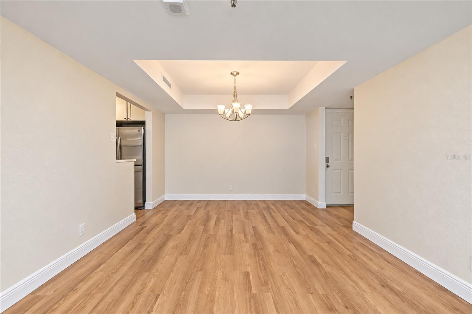 3211 W SWANN AVE #203