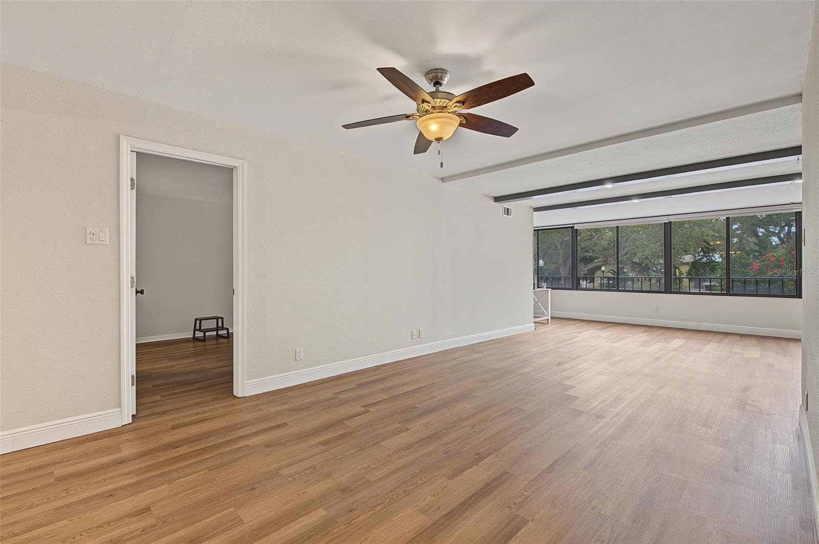3211 W SWANN AVE #203