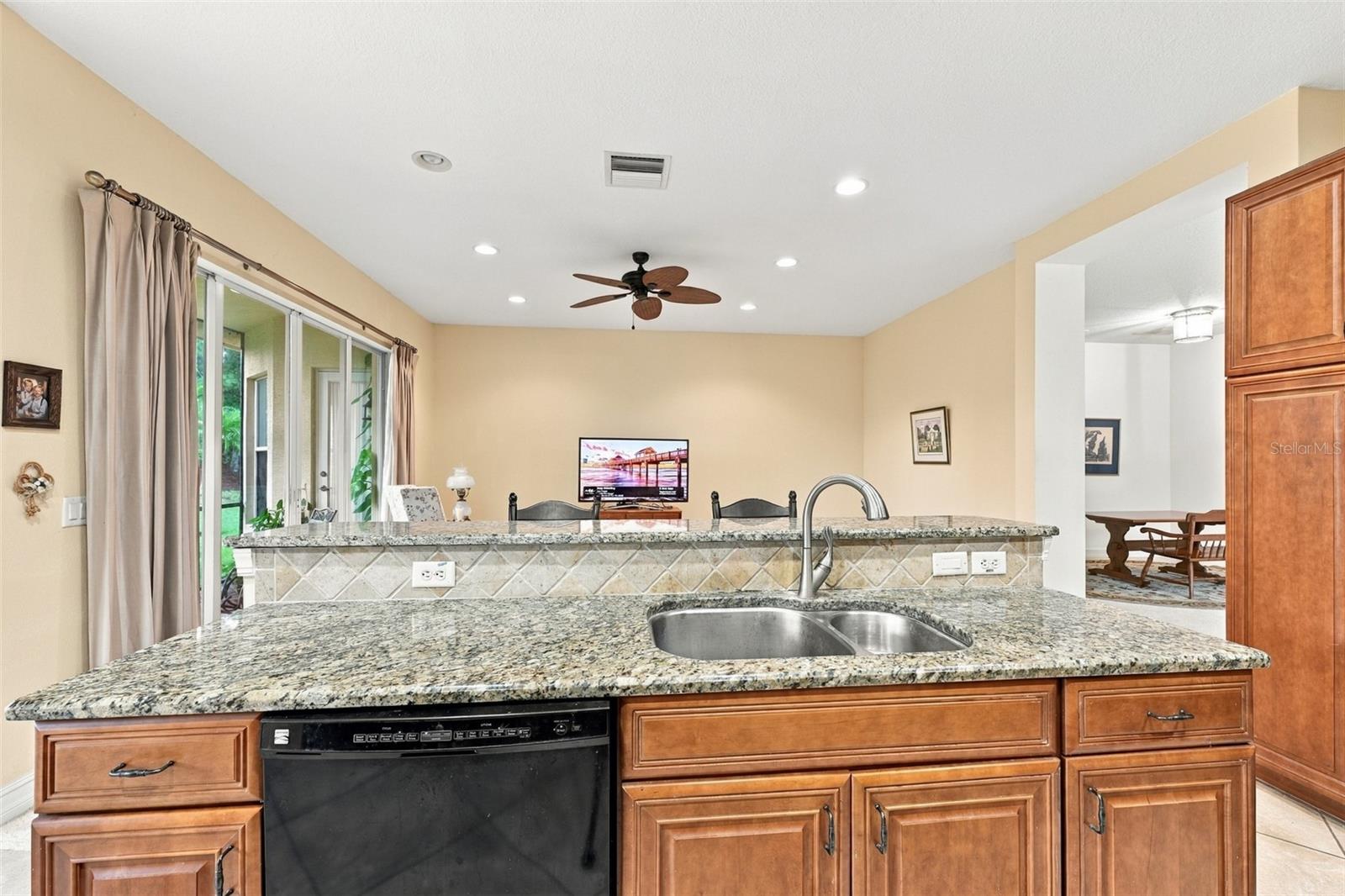 5014 SANDY BROOK CIR