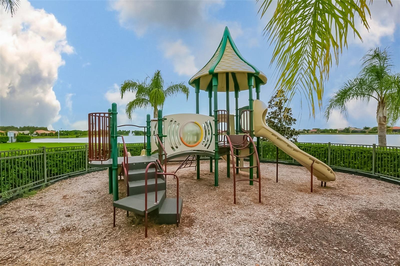 5014 SANDY BROOK CIR