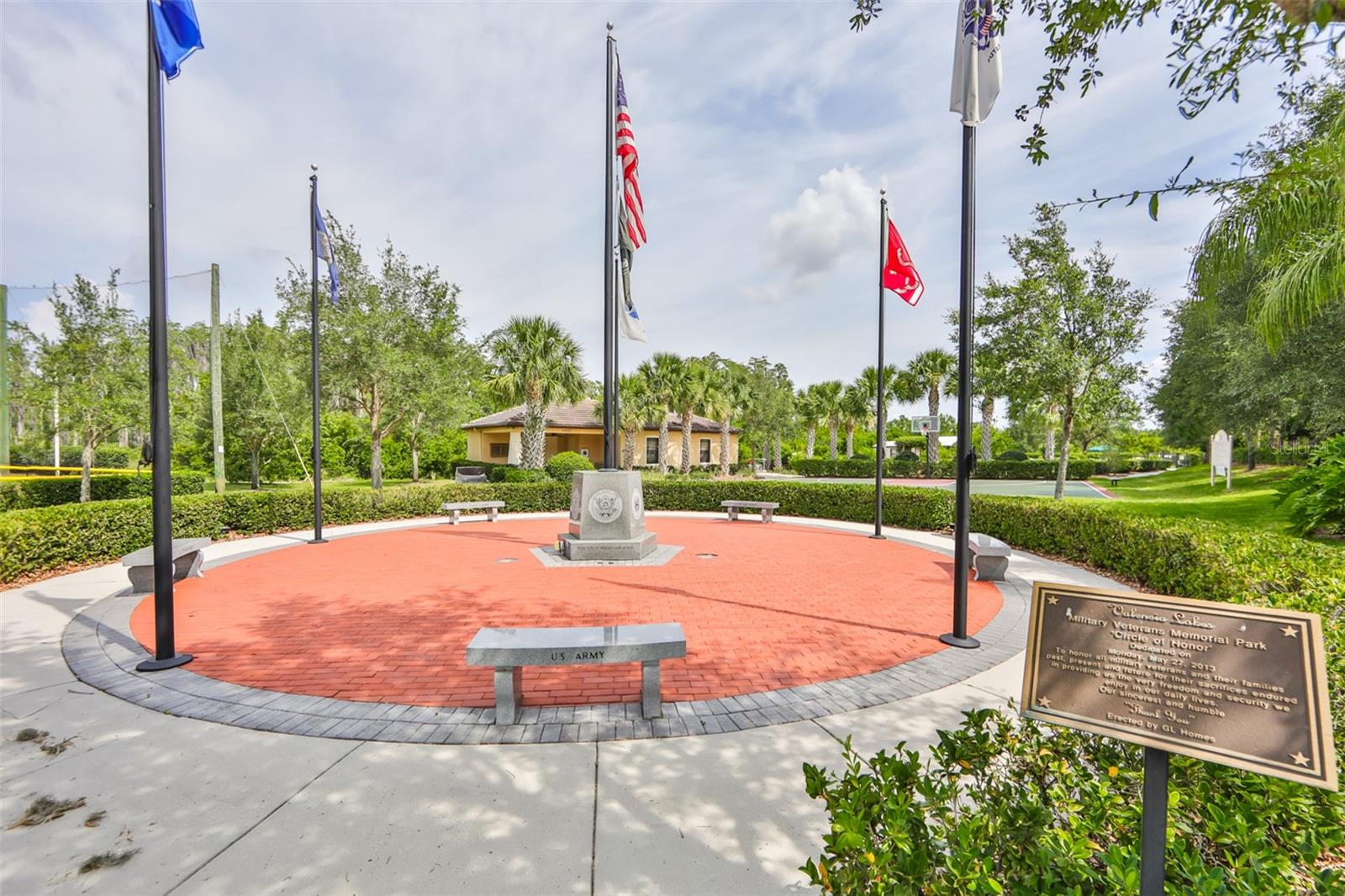 5014 SANDY BROOK CIR