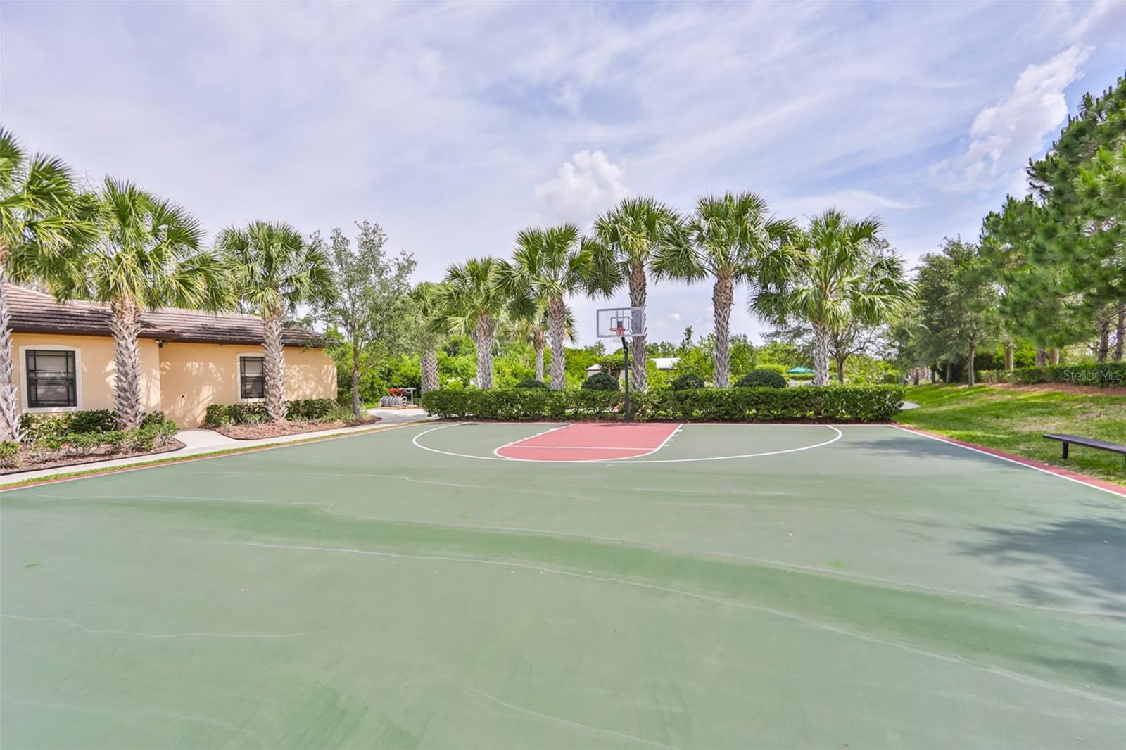 5014 SANDY BROOK CIR