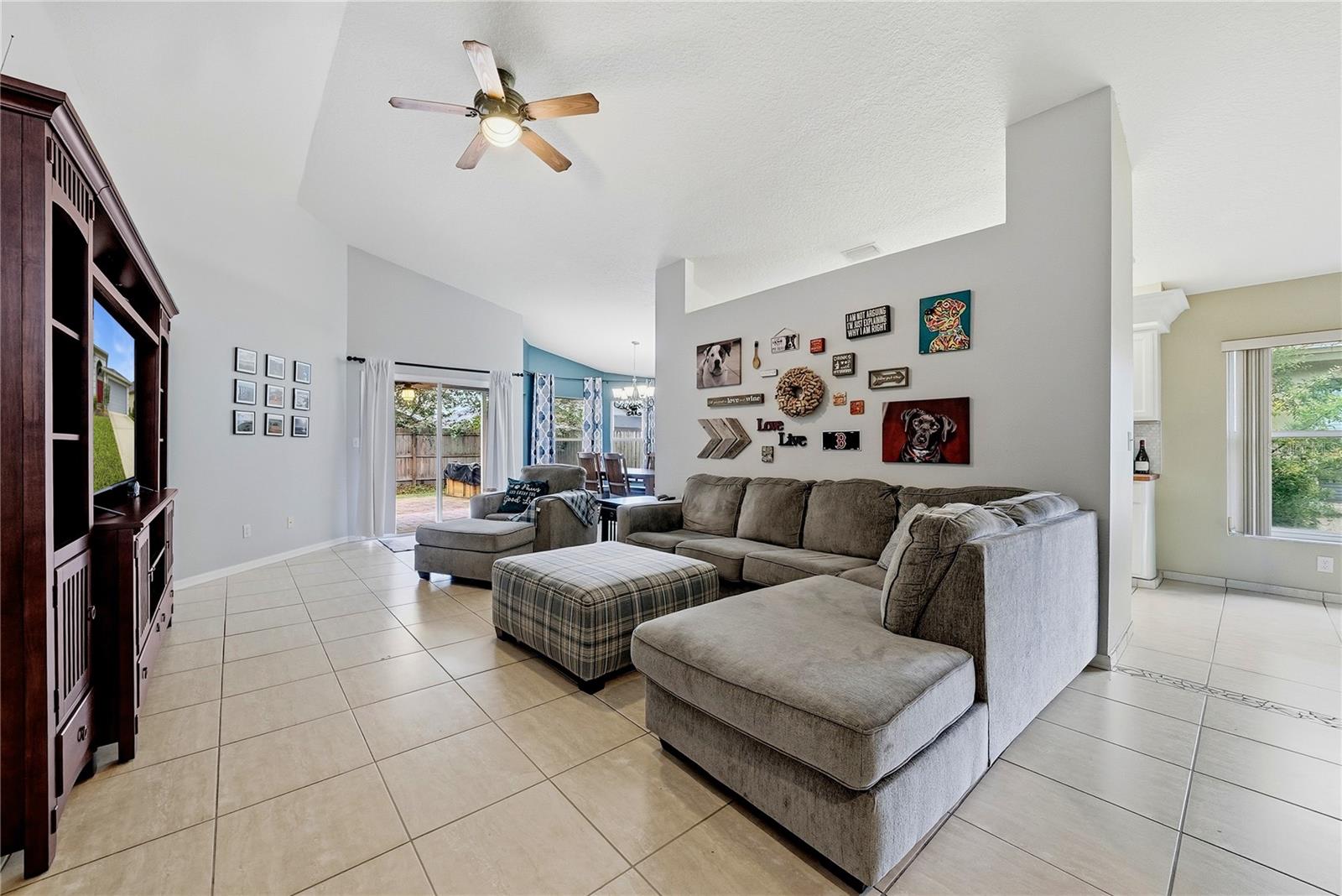 2012 BRIDGEHAMPTON PL