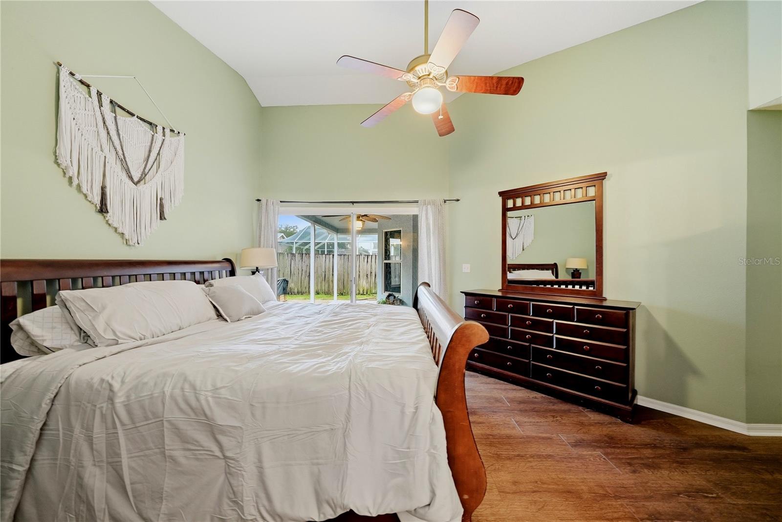 2012 BRIDGEHAMPTON PL