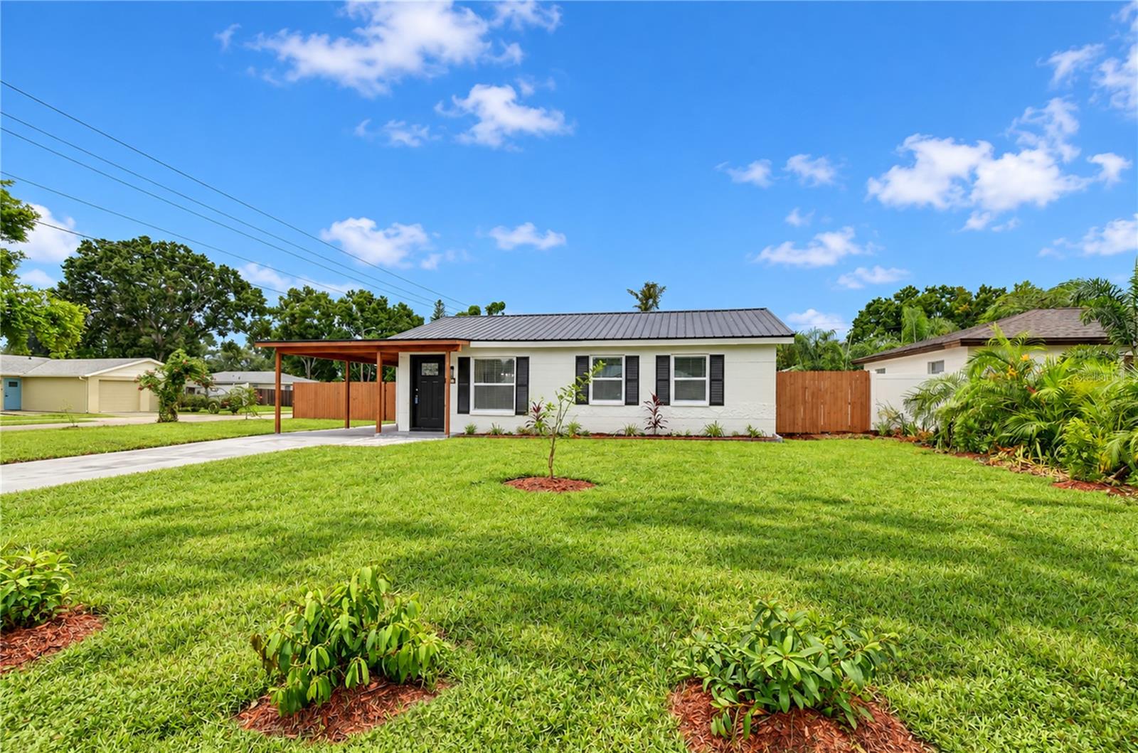 4000 W WALLACE AVE