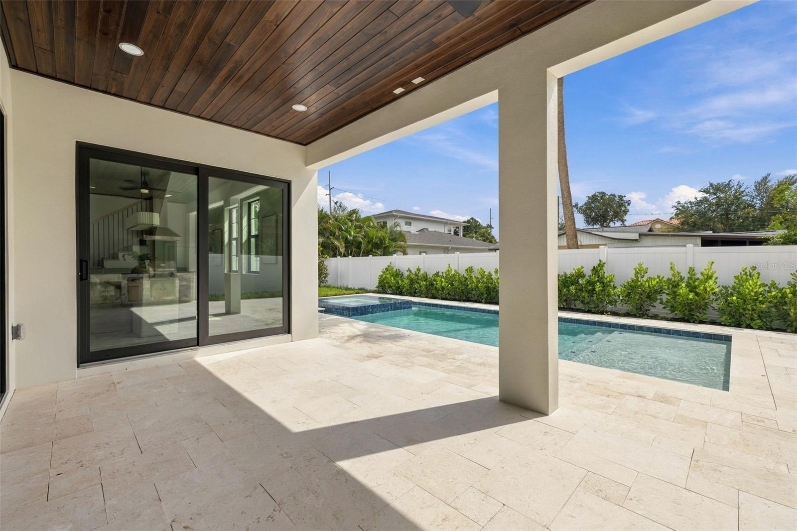 3604 W LEONA ST