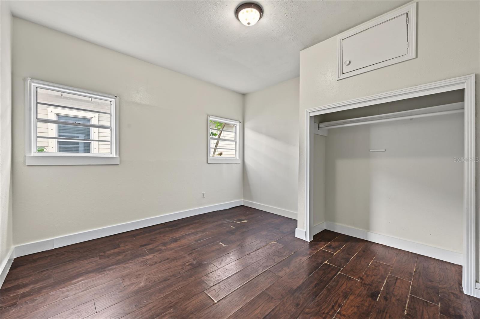 1301 E 18TH AVE