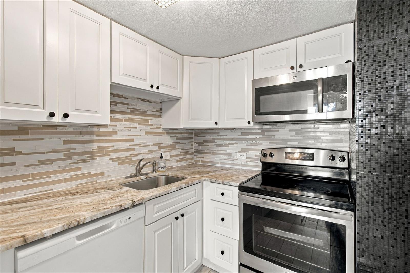 4015 BAYSHORE BLVD #11A