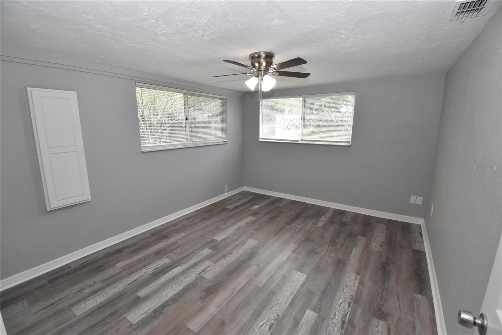 3212 BLUE BIRD DR