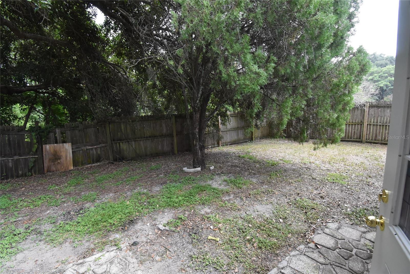 3212 BLUE BIRD DR
