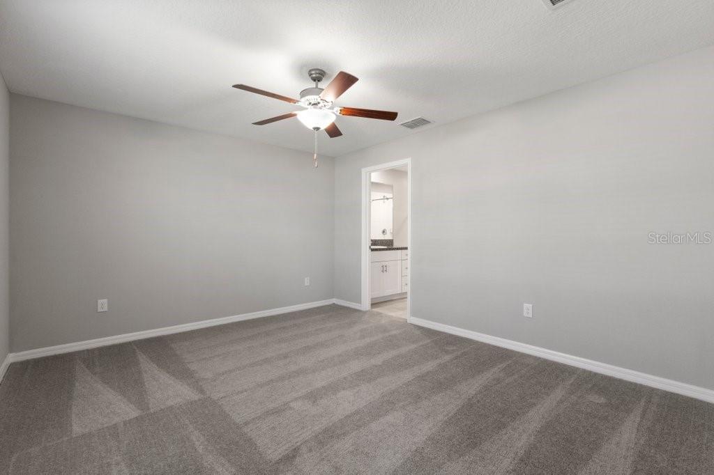7110 AMELIA COVE CT