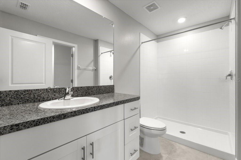 7110 AMELIA COVE CT
