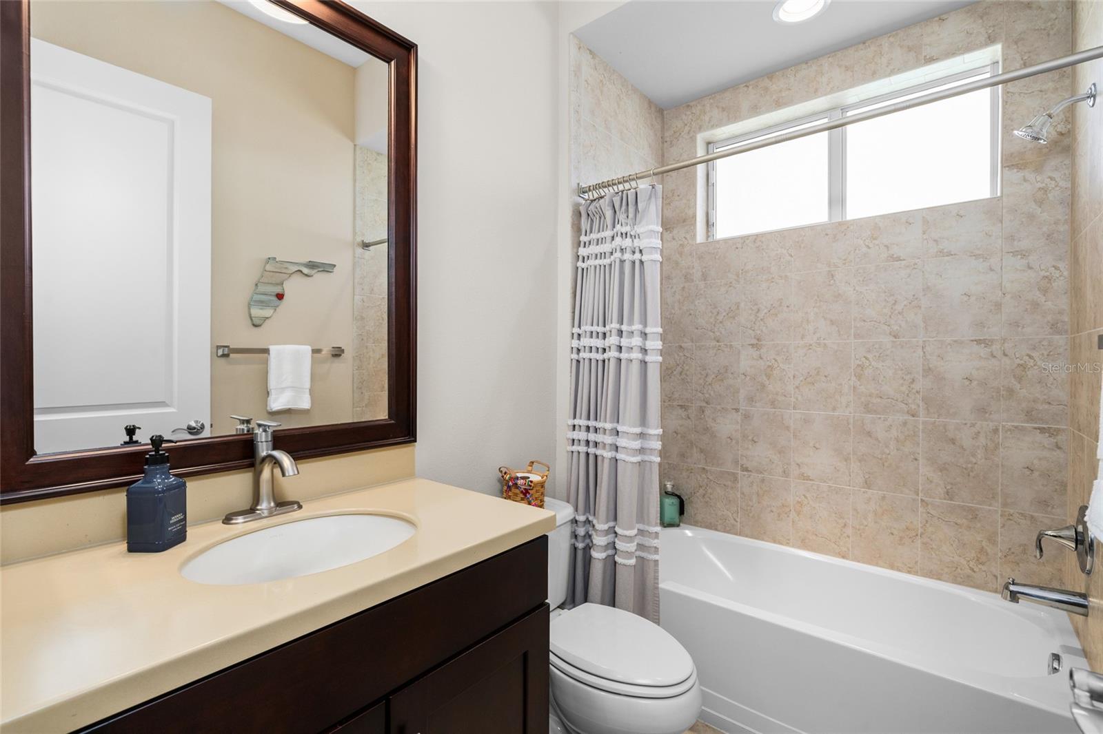 5915 ALANA LEIGH PL