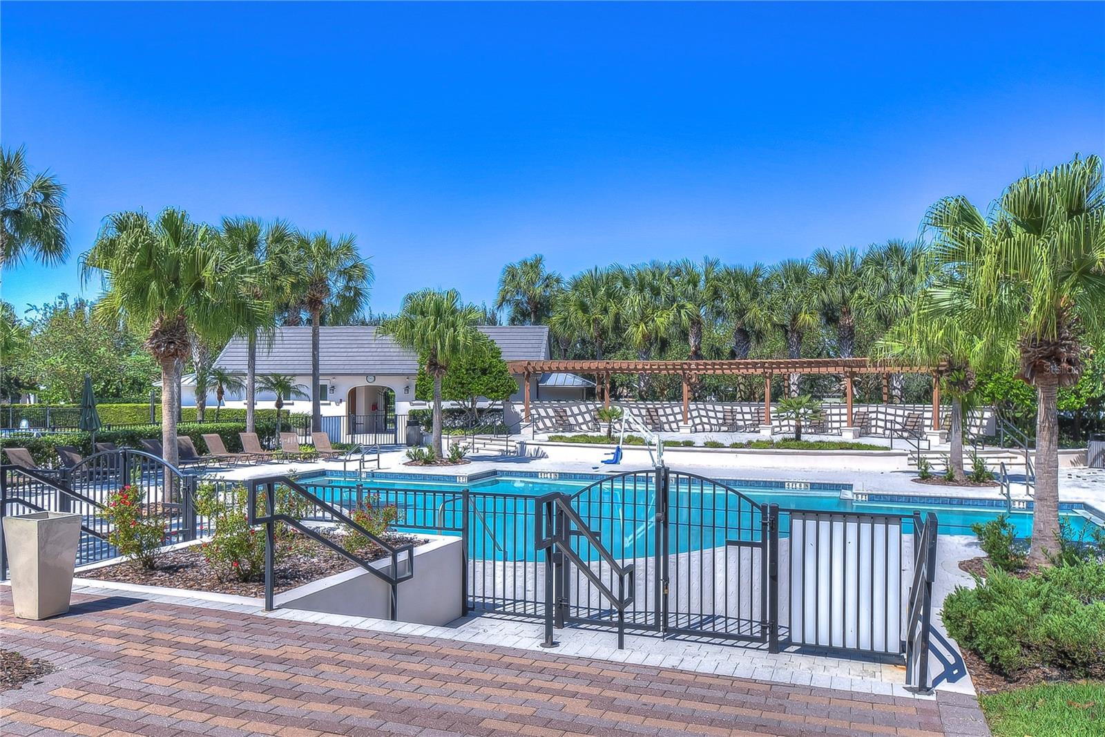5915 ALANA LEIGH PL