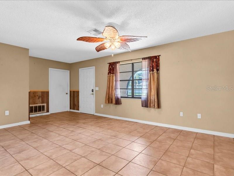 12805 PECAN TREE DR