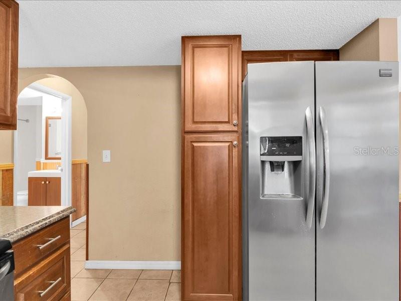12805 PECAN TREE DR
