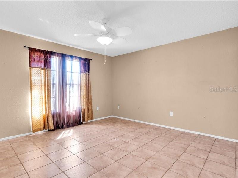 12805 PECAN TREE DR