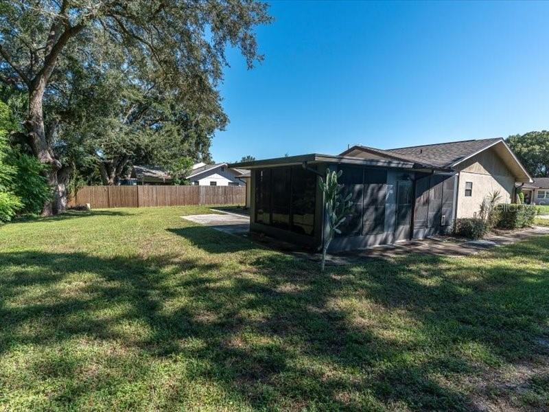 12805 PECAN TREE DR