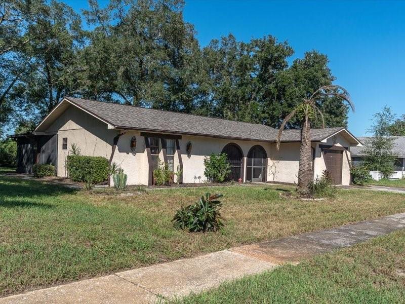 12805 PECAN TREE DR