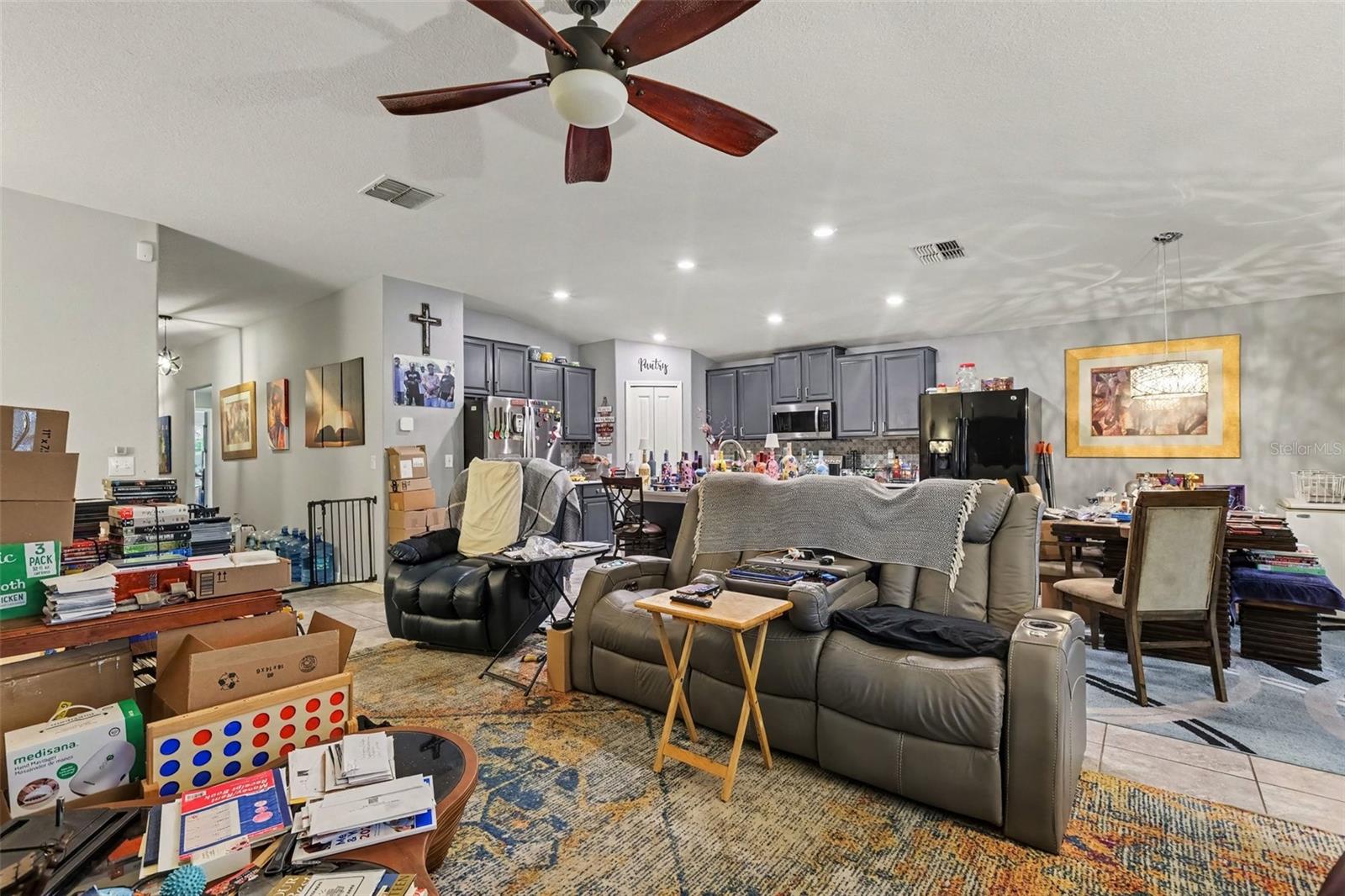 223 CASCADE BEND DR