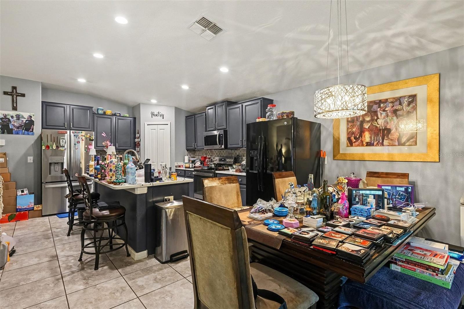 223 CASCADE BEND DR