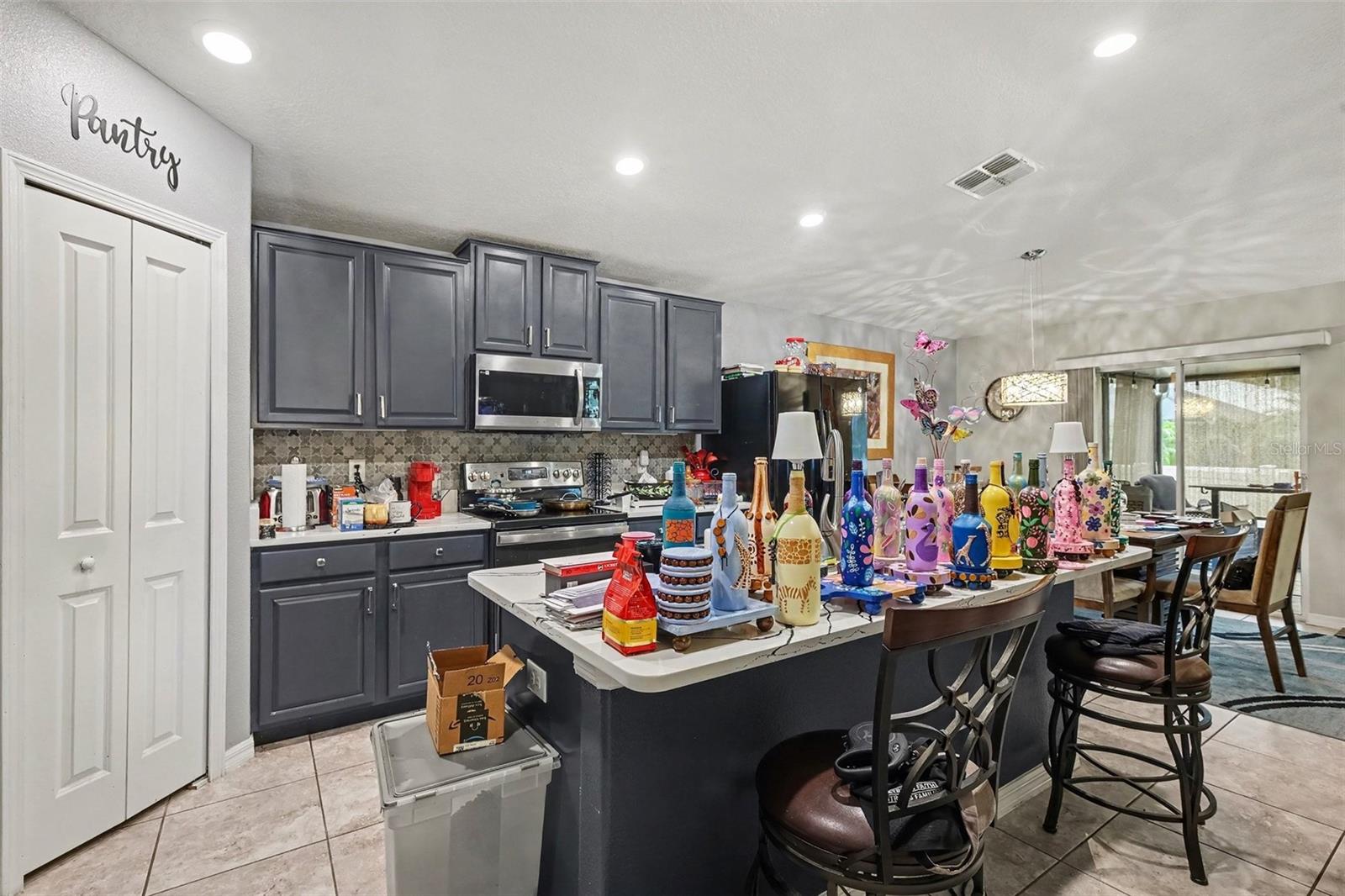 223 CASCADE BEND DR