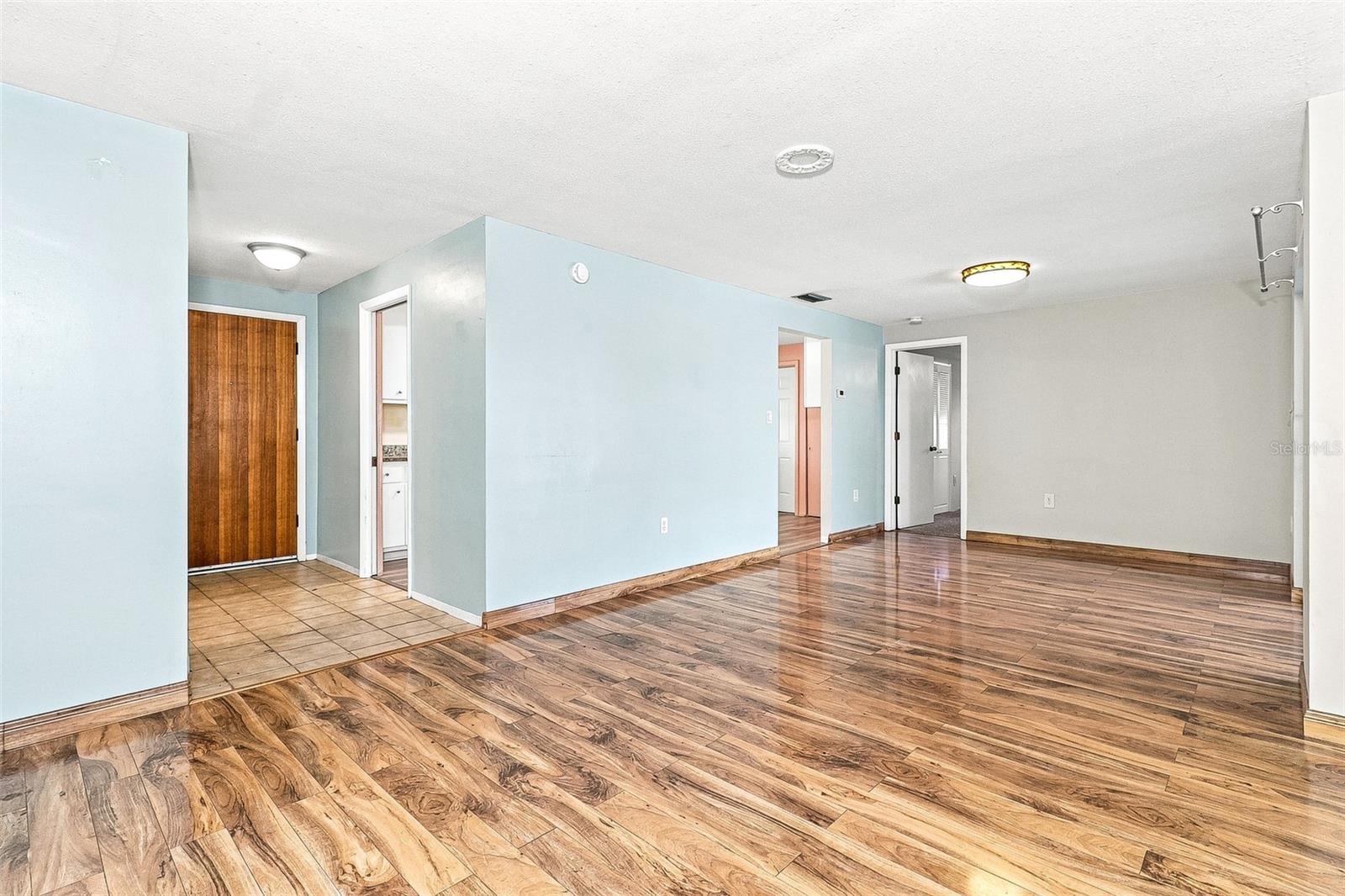 10121 OLEANDER DR