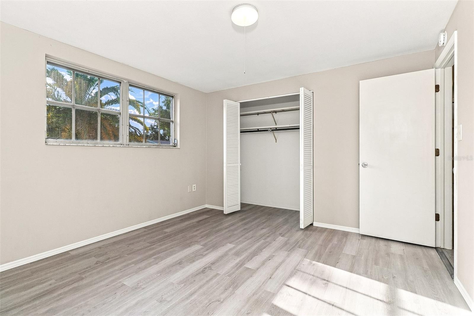 10121 OLEANDER DR