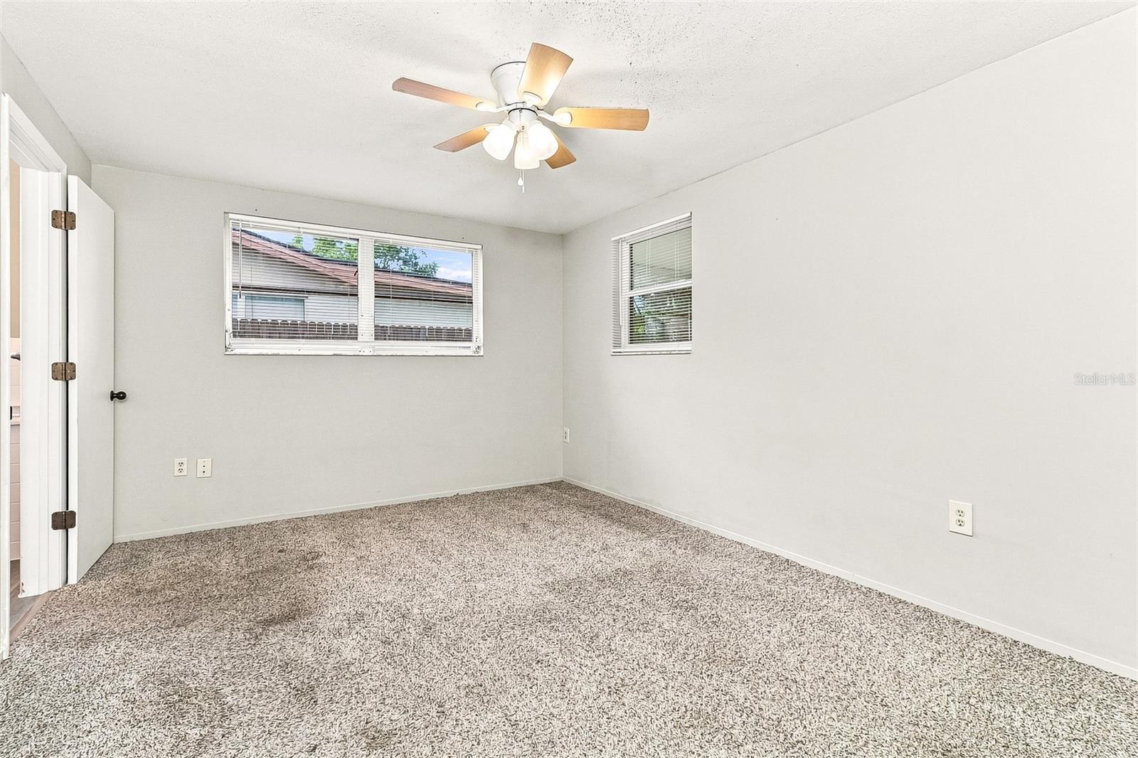 10121 OLEANDER DR